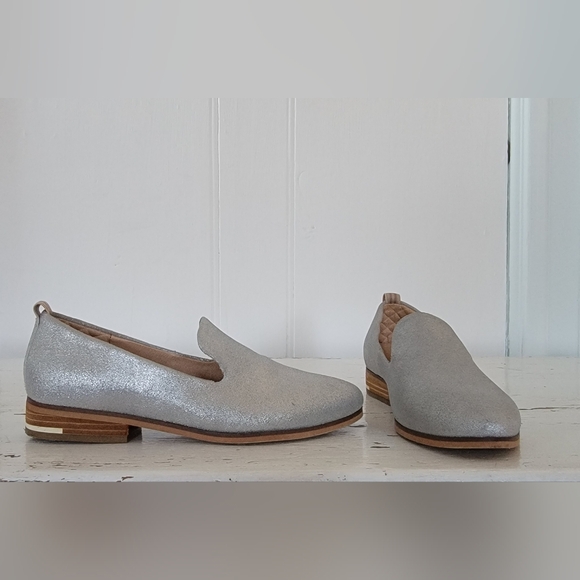 Dr Scholls silver suede loafers with wooden heel. Size 7.5. Excellent condition. - Picture 1 of 8